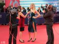 Katie Nehra sur le Tapis Rouge du Festival de Deauville le 9 sept 2014