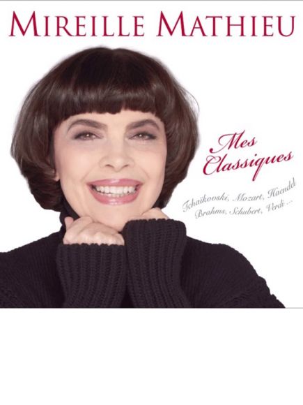 Mireille Mathieu au Furet du Nord de Lille Mireille Mathieu au Furet du Nord de Lille