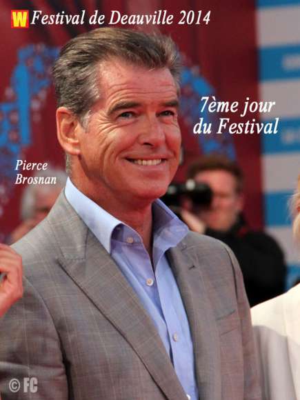 Pierce Brosnan illumine le Tapis Rouge